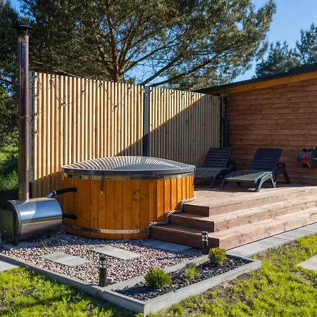 Westfalowachatka Z Jacuzzi Sasino